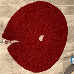 Pottery Barn Chunky Knit Tree Skirt